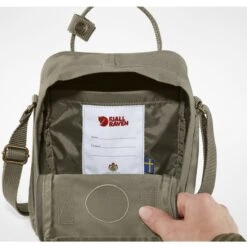 FJÄLLRÄVEN Fjällräven Kånken Sling Schoudertas 2.5L - Frost Green/peach Pink -Fjällräven 351207 05 d 751411 1