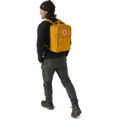 FJÄLLRÄVEN Fjällräven Kånken Laptop 17" Rugzak - Ox Red -Fjällräven fjaellraeven kanken 15 laptop backpack black 11 1462903