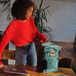 FJÄLLRÄVEN Fjällräven Kånken Laptop 15" Rugzak - Navy 25 FJÄLLRÄVEN Fjällräven Kånken Laptop 15" Rugzak - Navy -Fjällräven fjaellraeven kanken 17 laptop rucksack 2 1328526 1