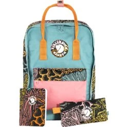 FJÄLLRÄVEN Fjällräven Kanken Art Plus Rugzak - Darkwoods -Fjällräven fjaellraeven kanken art plus backpack 4 1419922