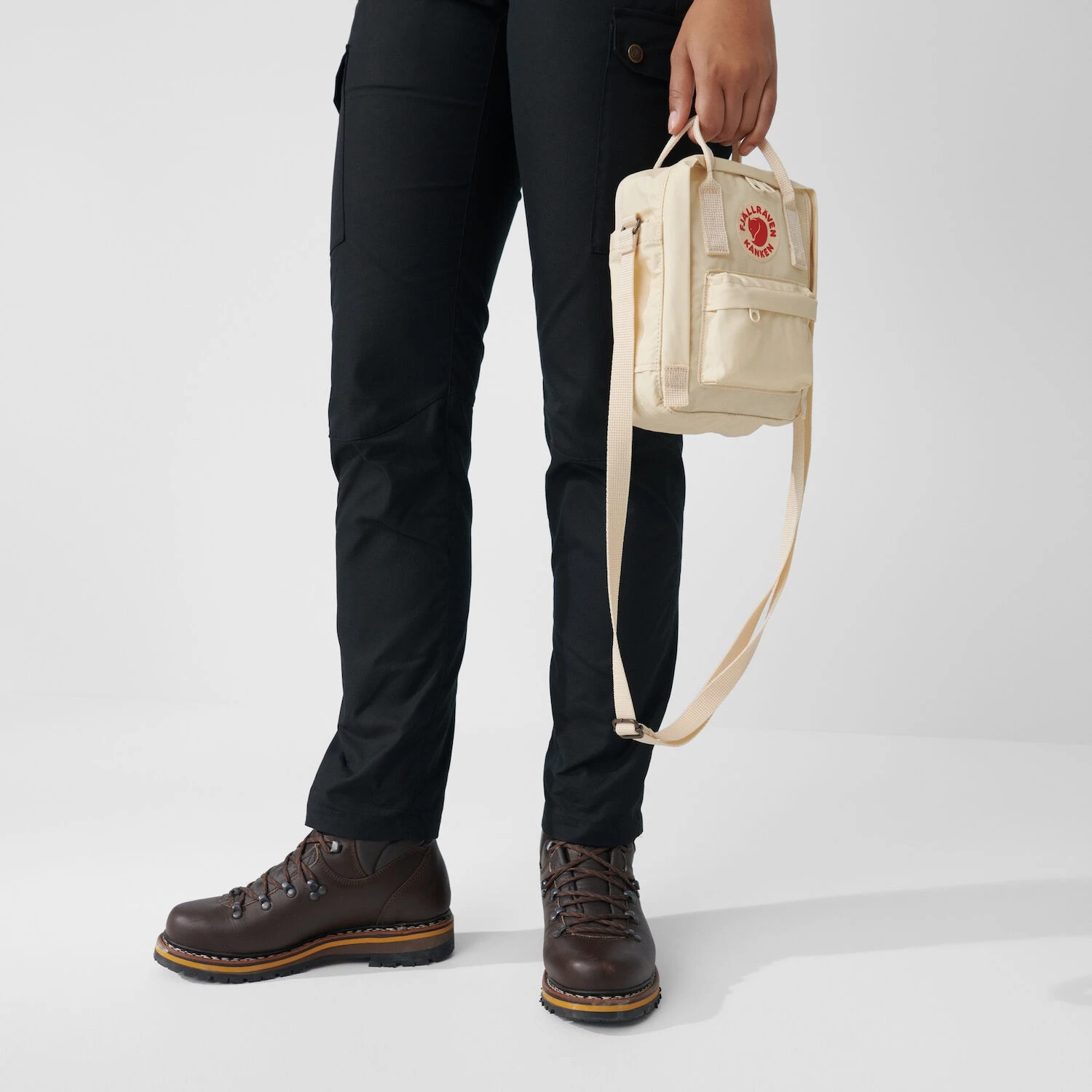 FJÄLLRÄVEN Fjällräven Kånken Sling Schoudertas 2.5L - Light Oak 9 FJÄLLRÄVEN Fjällräven Kånken Sling Schoudertas 2.5L - Light Oak - Afbeelding 9