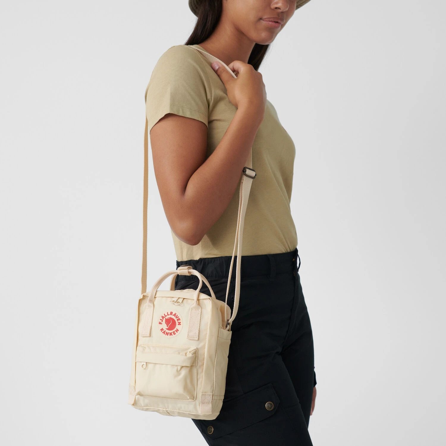 FJÄLLRÄVEN Fjällräven Kånken Sling Schoudertas 2.5L - Light Oak 7 FJÄLLRÄVEN Fjällräven Kånken Sling Schoudertas 2.5L - Light Oak - Afbeelding 7
