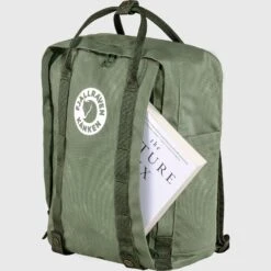 FJÄLLRÄVEN Fjällräven Tree-Kanken Rugzak - Lichen Green -Fjällräven fjaellraeven tree kanken backpack lichen green 14 1028798 1